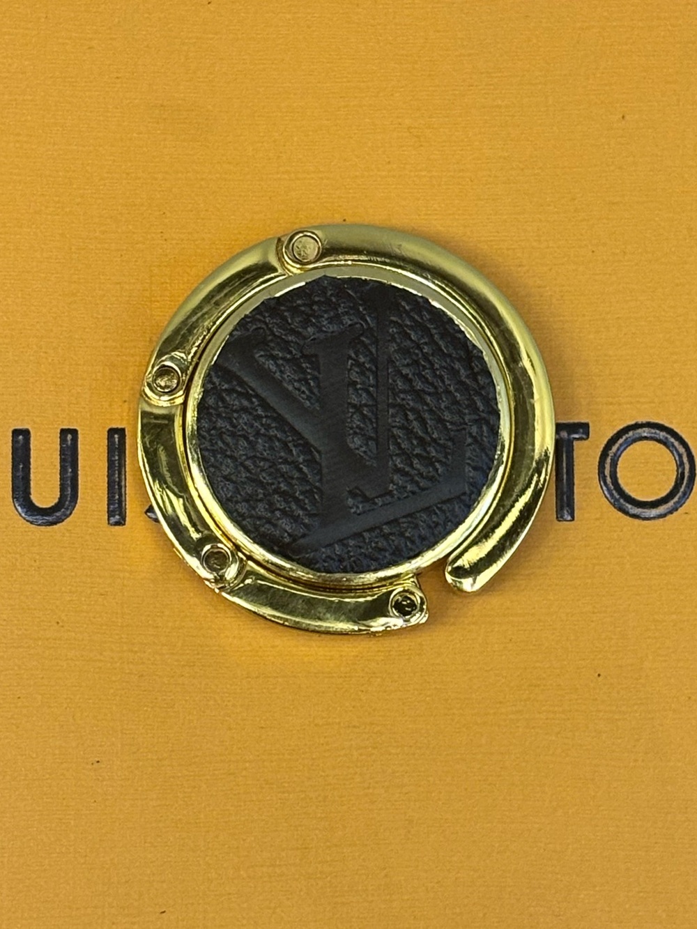 Louis Vuitton Glossy Handbag
Bag Purse
Hanger Hook Holder, Gold Tone LV